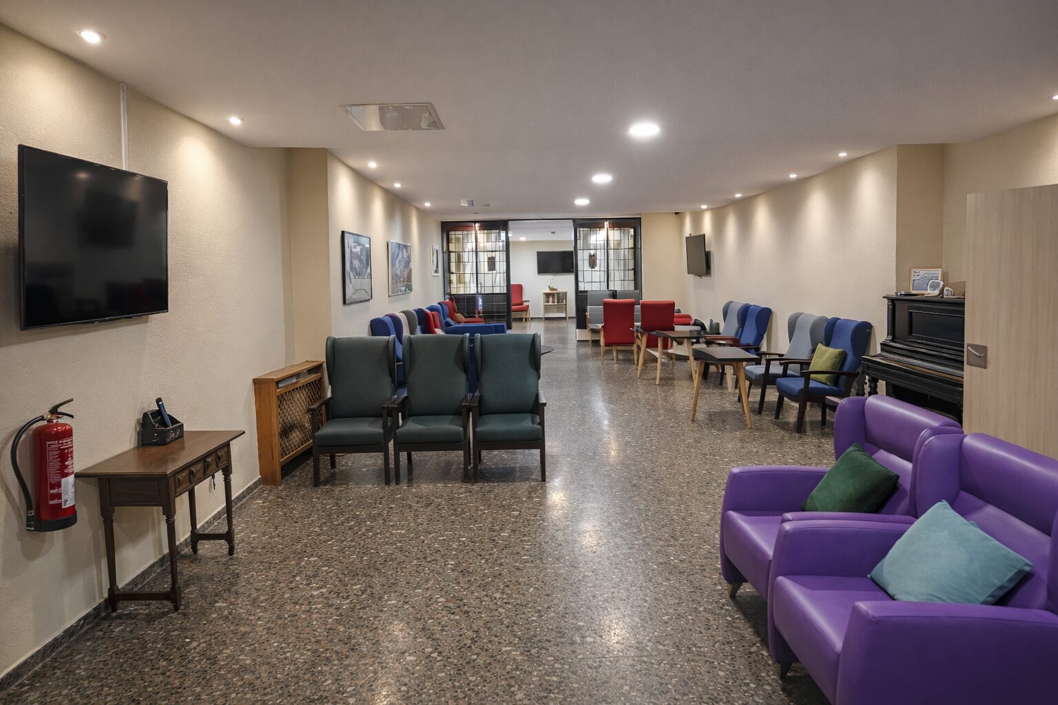 Zonas comunes residencia geriátrica en Oviedo